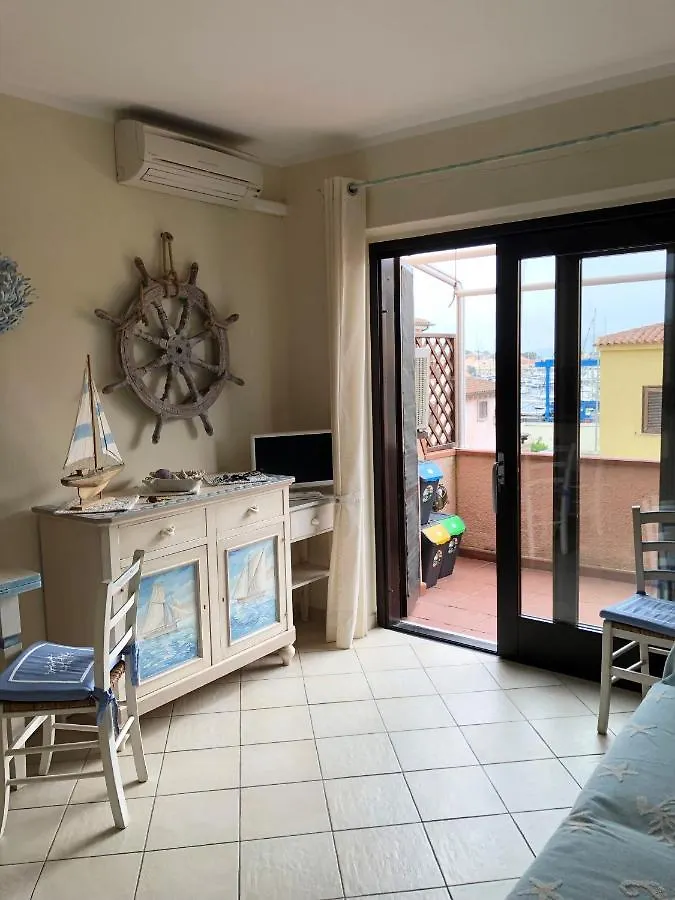 The Home Palau 0*,  Ιταλία